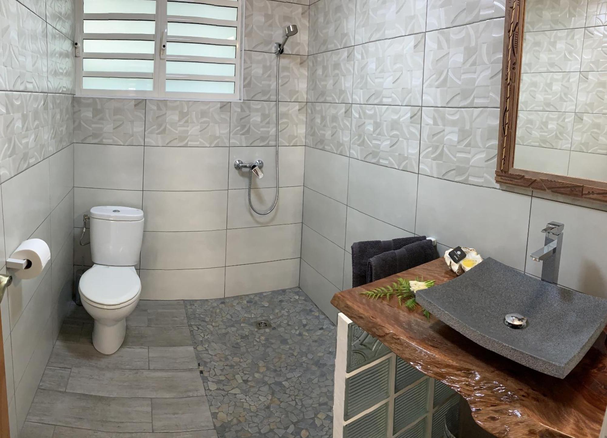 Pare Lodge Tahiti Pirae Phòng bức ảnh