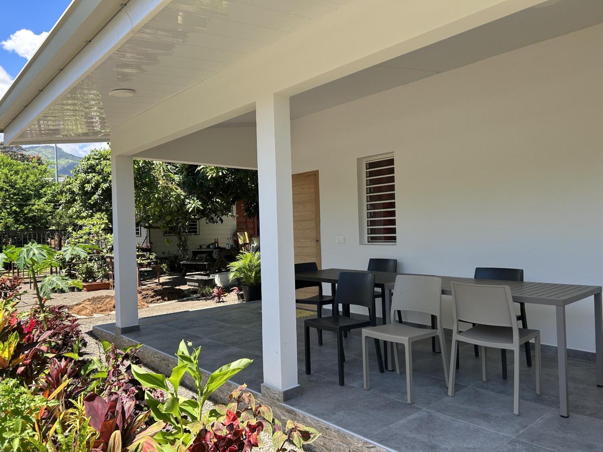 Pare Lodge Tahiti Pirae Phòng bức ảnh